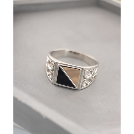 Перстень с ониксом